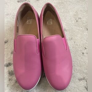 EUC Fotflops Rally Slip-On Sneakers Size 7